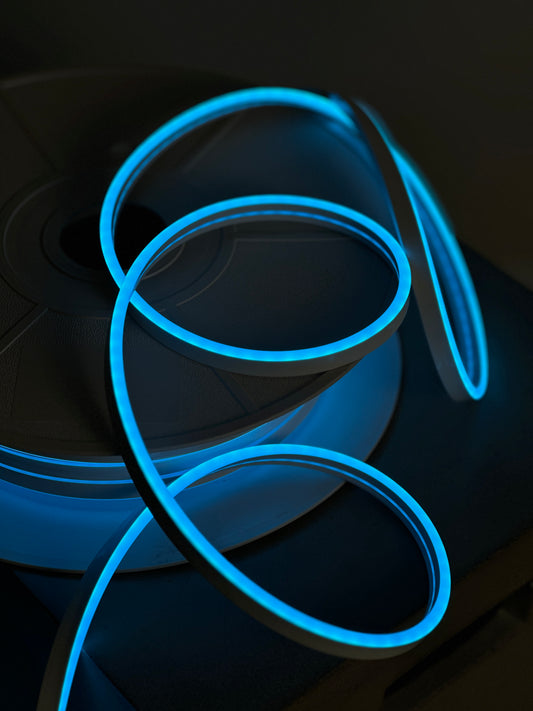 Гибкая неоновая лента Icy Blue 12V/DC – LED шнур, 6x12мм, 9Вт/м